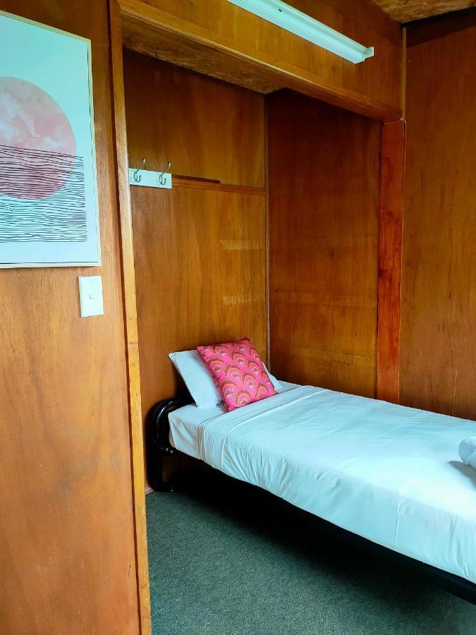 Gumnut Glen Cabins Yeppoon Bagian luar foto